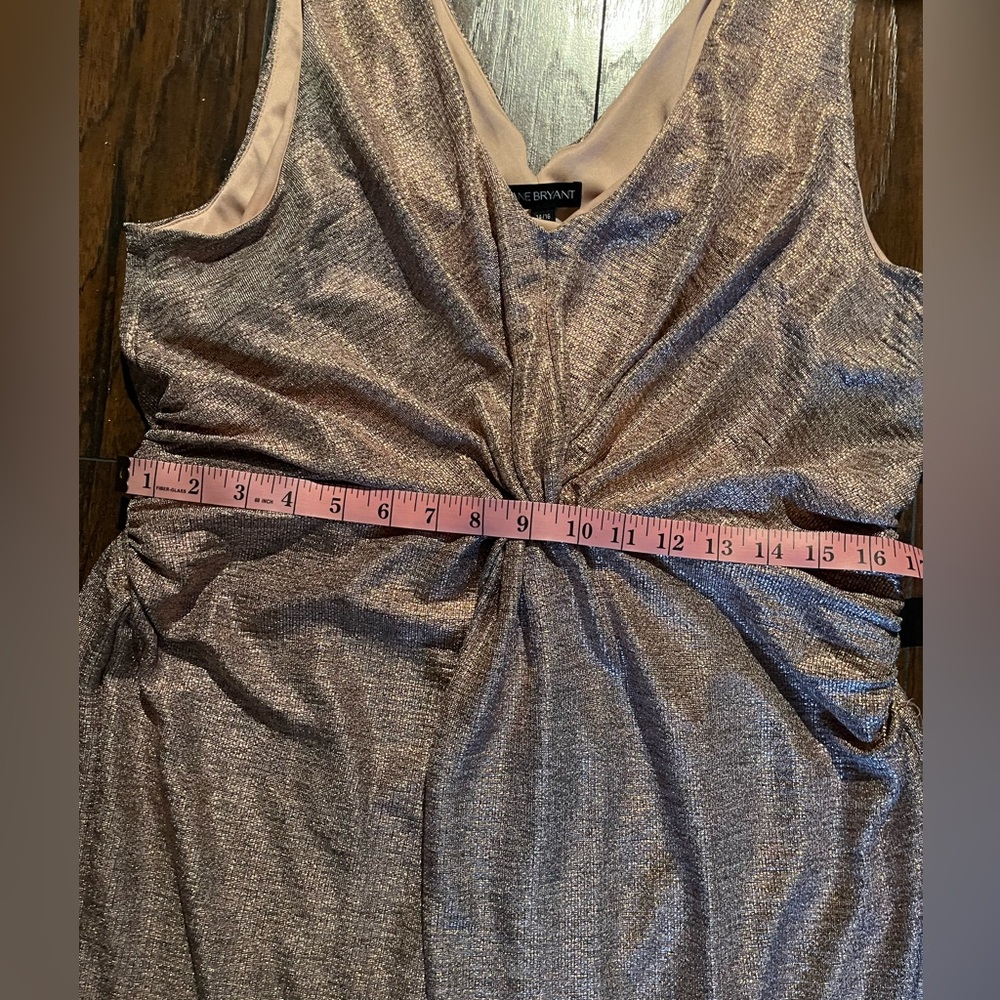 Elegant Metallic Rosegold Sleeveless Dress Size 14/16 - Picture 10 of 14